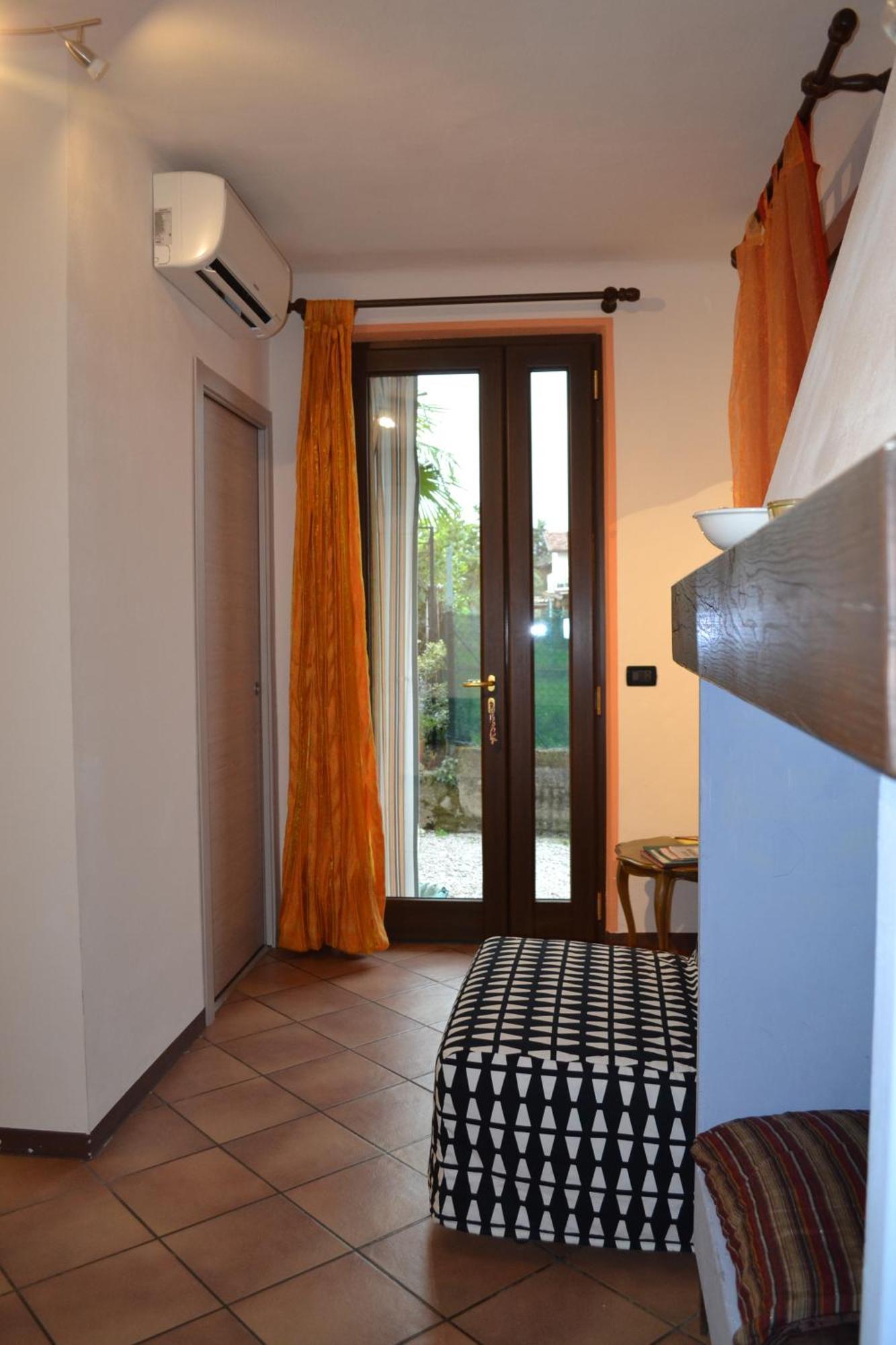 B&B Casa Mia Дезенцано-дель-Гарда Номер фото
